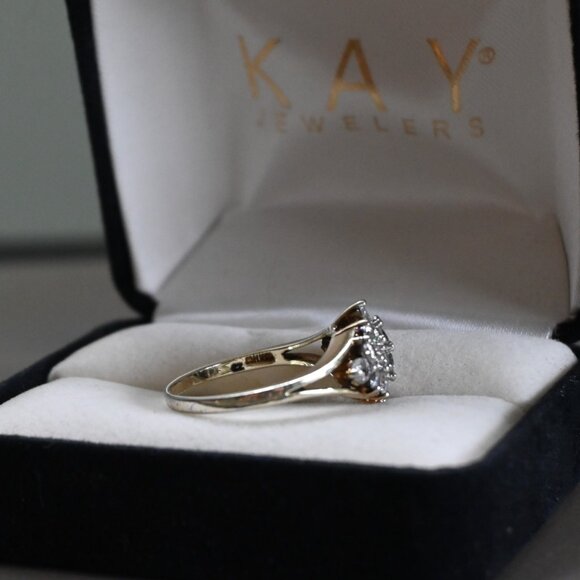 VTG Gold and Cubic Zirconia Cluster Ring Size 8 - Picture 11 of 14